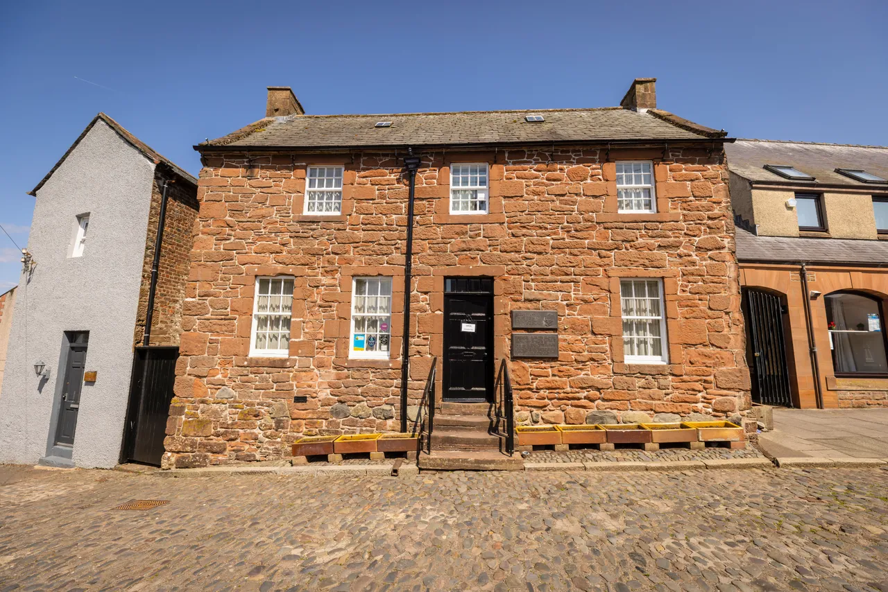 Robert Burns House