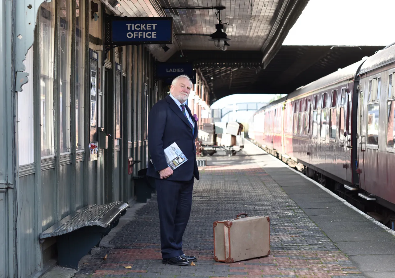 Scotland on Screen film guide launches with Scottish acting legend, James Cosmo
