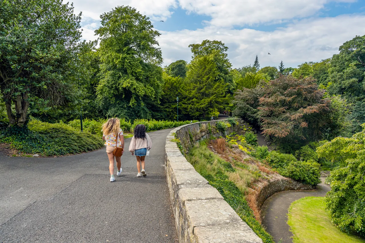 Pittencrieff Park