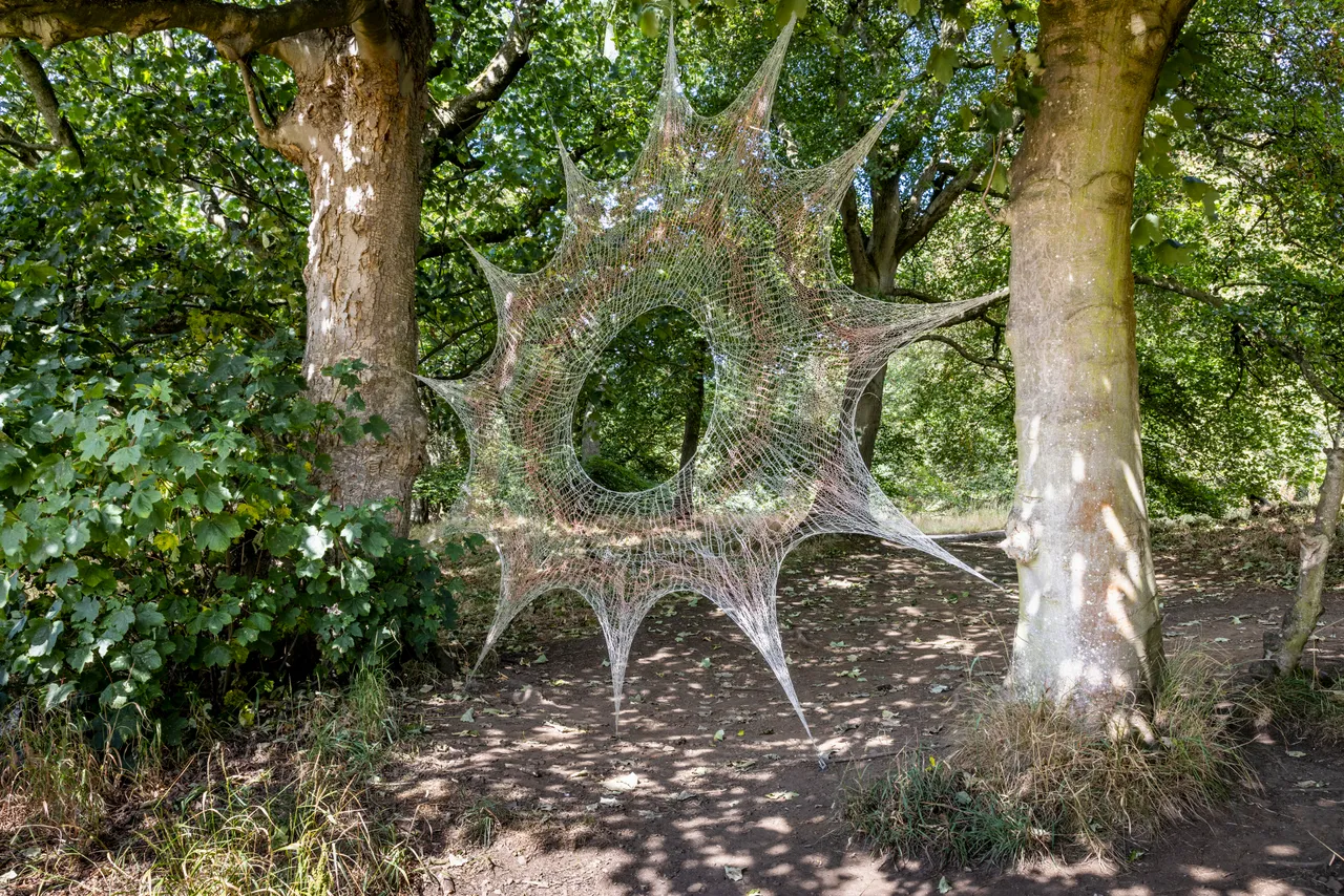 Jupiter Artland, Over Here