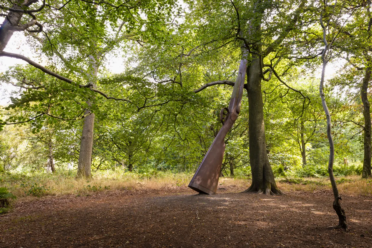 Jupiter Artland, Landscape with Gun and Tree