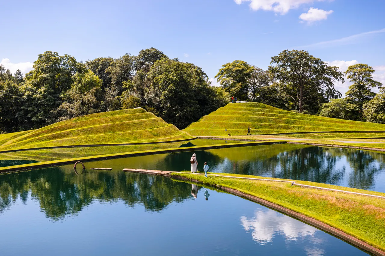 Jupiter Artland, Life Mounds