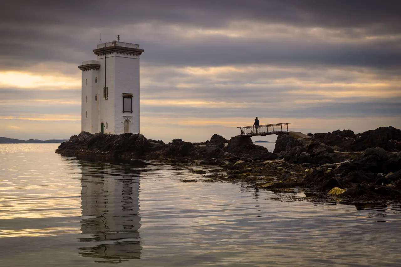 Carraig Fhada Lighthouse