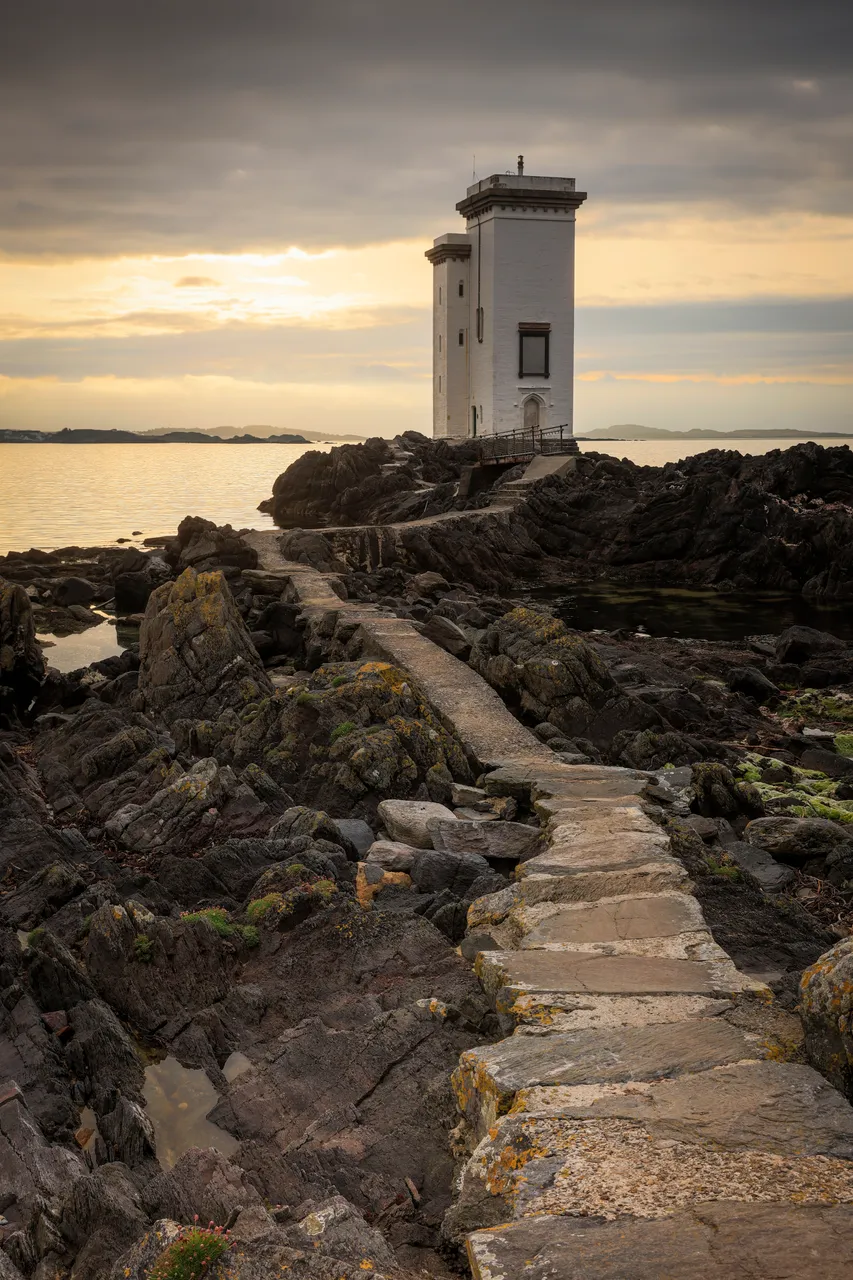 Carraig Fhada Lighthouse