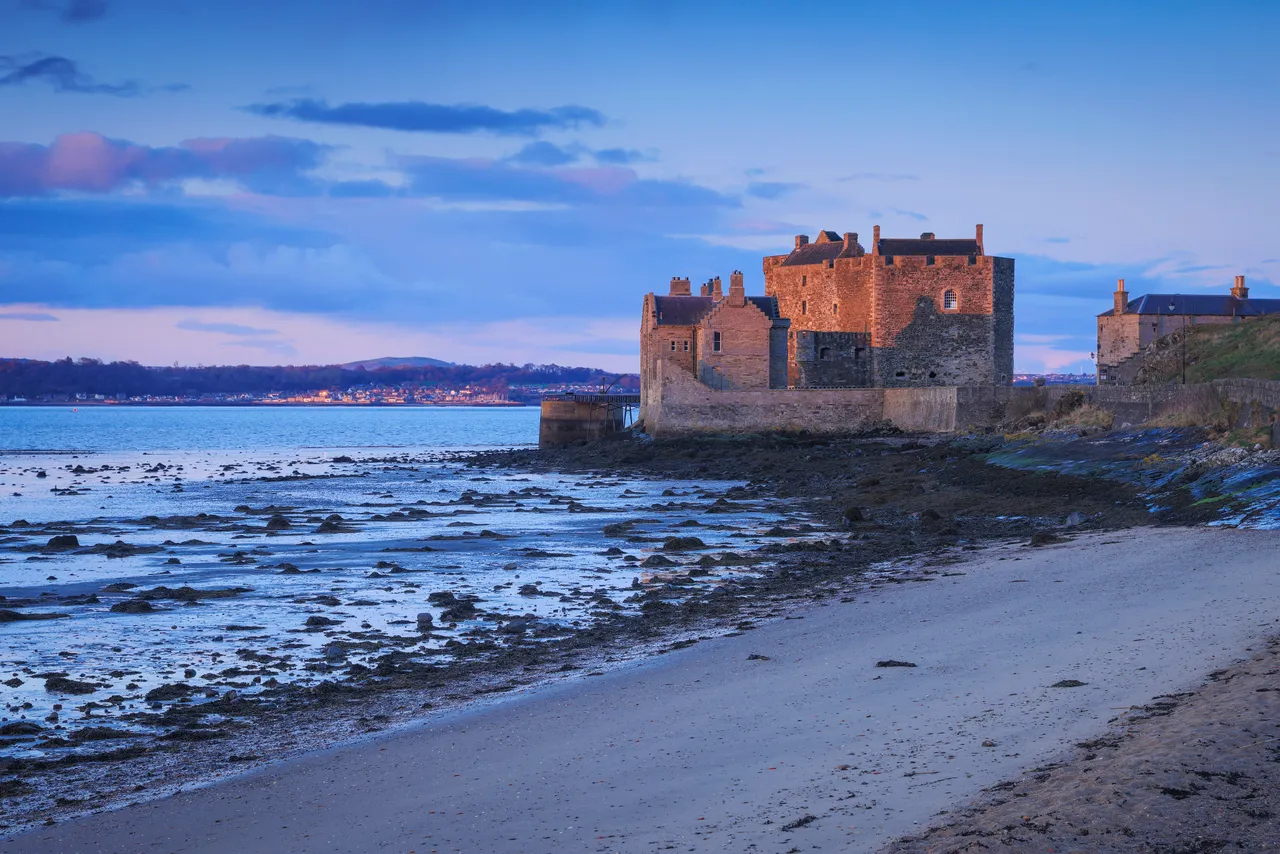 Blackness Castle