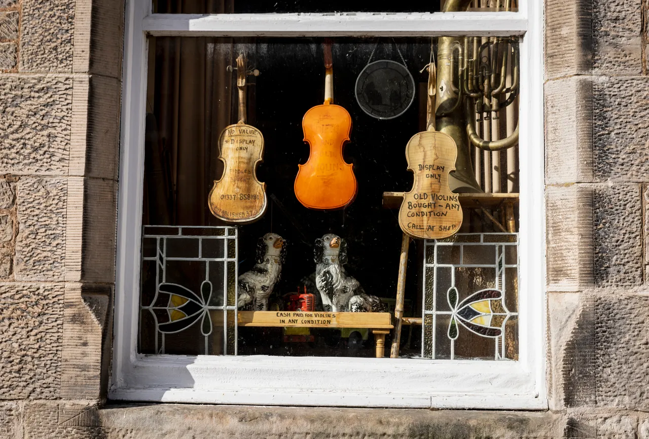 Falkland Antiques Shop