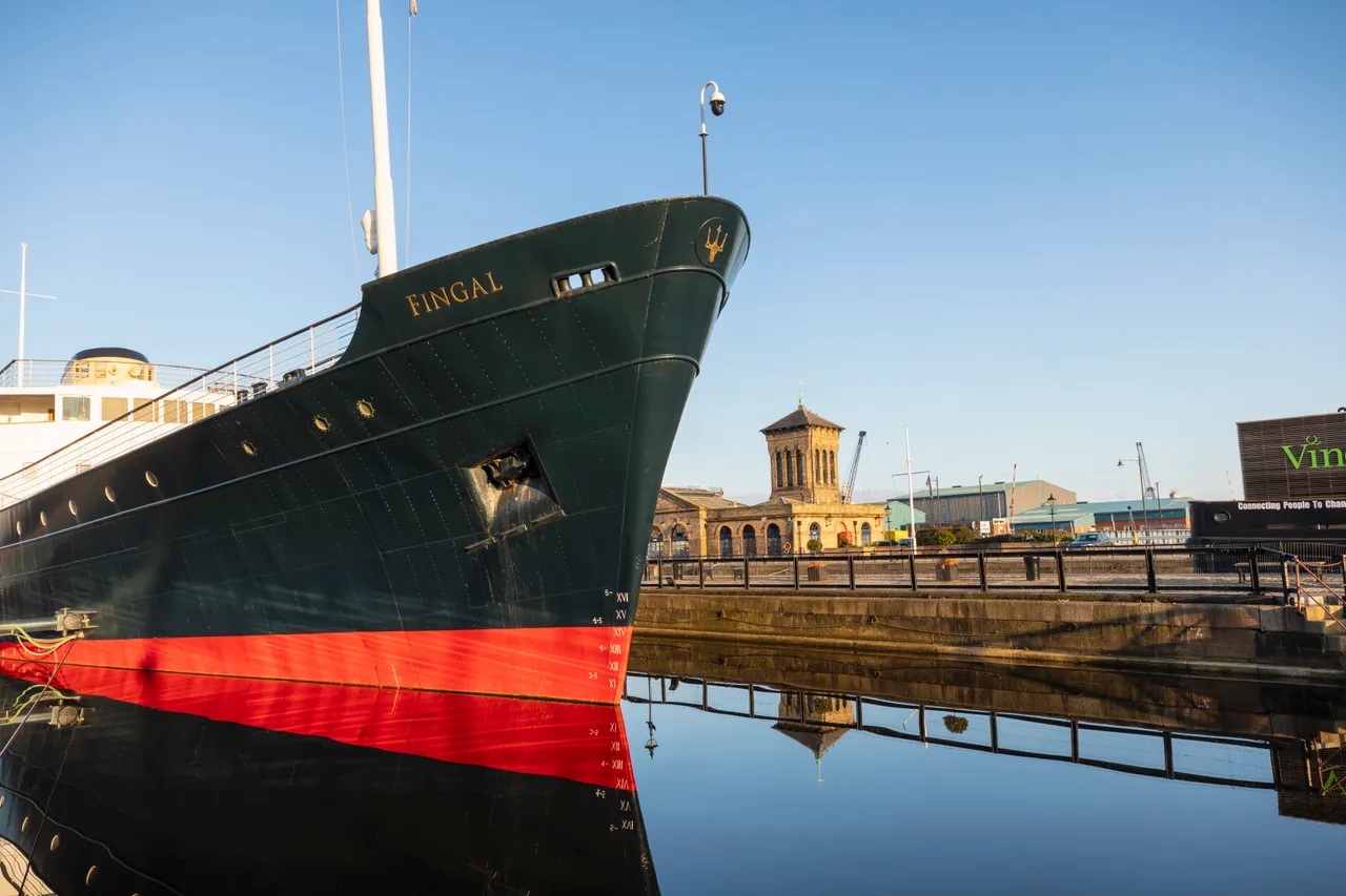 MV Fingal