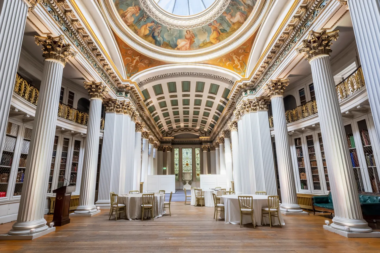 The Signet Library