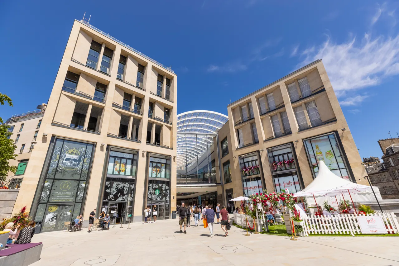 St James Quarter