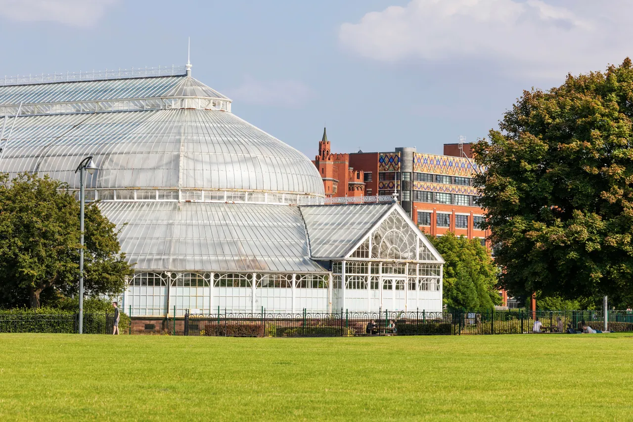 People's Palace and Winter Gardens