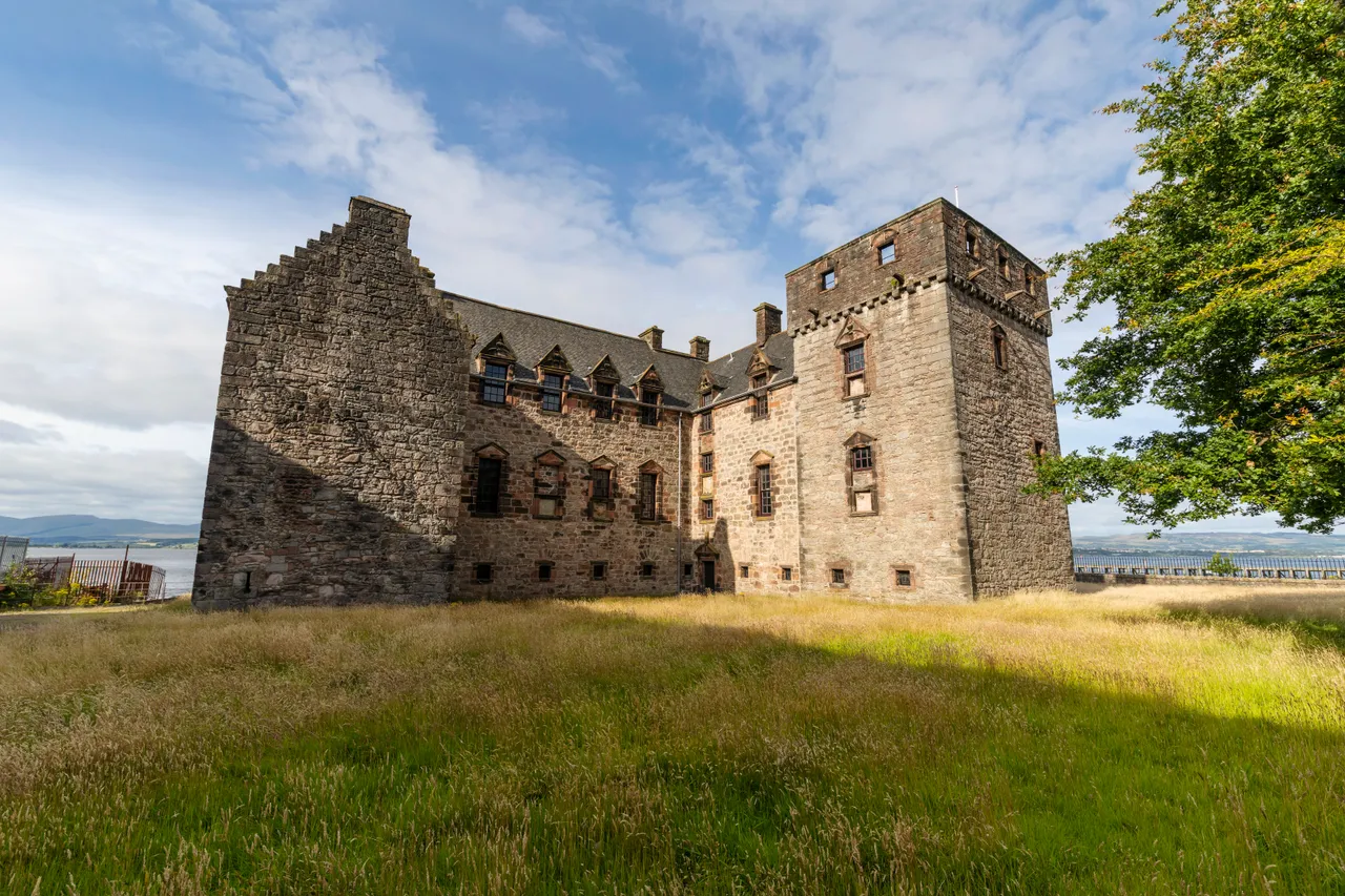 Newark Castle