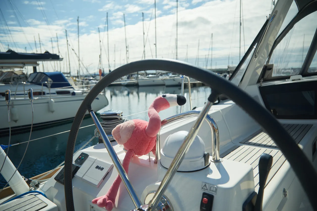 Flamingo Yacht Charters