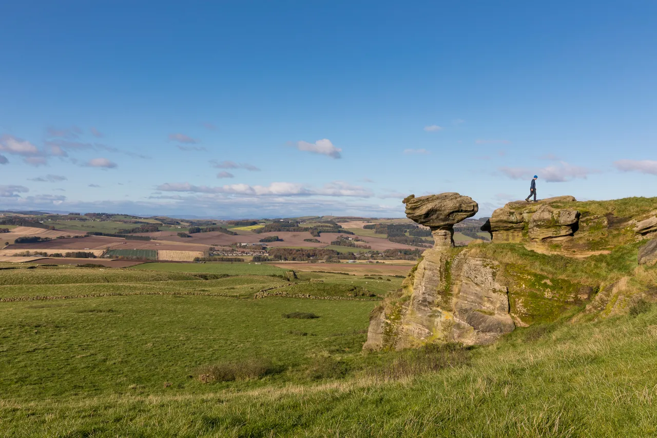 Bunnet Stane