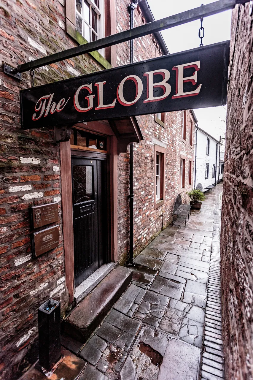 The Globe Inn