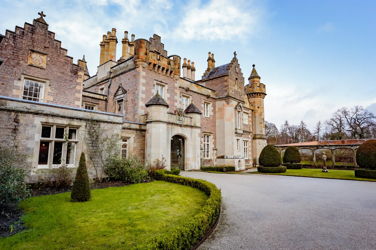 Abbotsford House