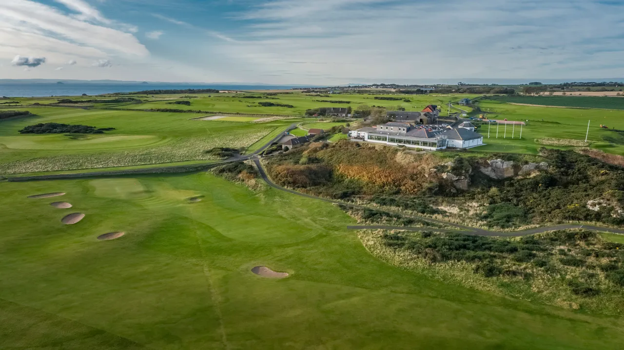 Balcomie Links