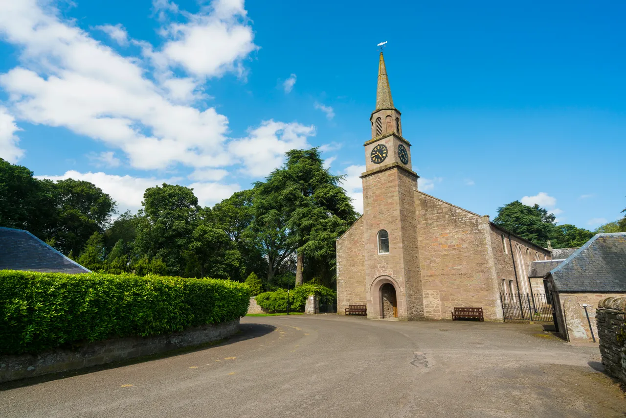 Glamis Kirk