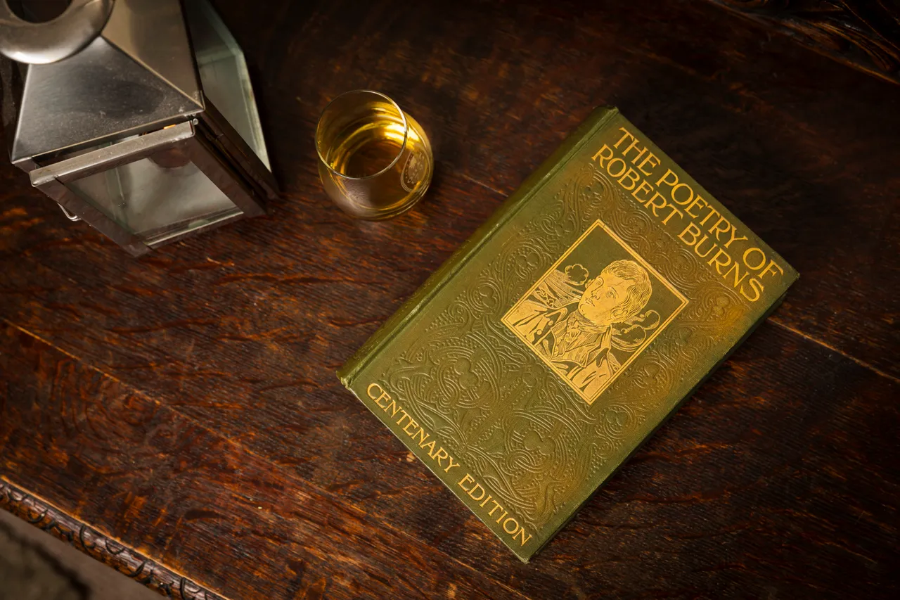 The Poetry of Robert Burns (Centenary Edition)