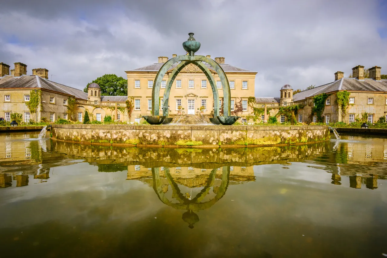 Dumfries House