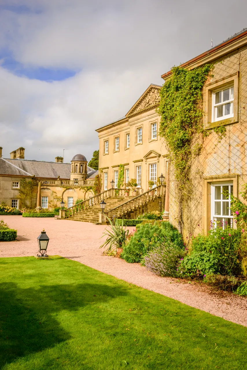 Dumfries House