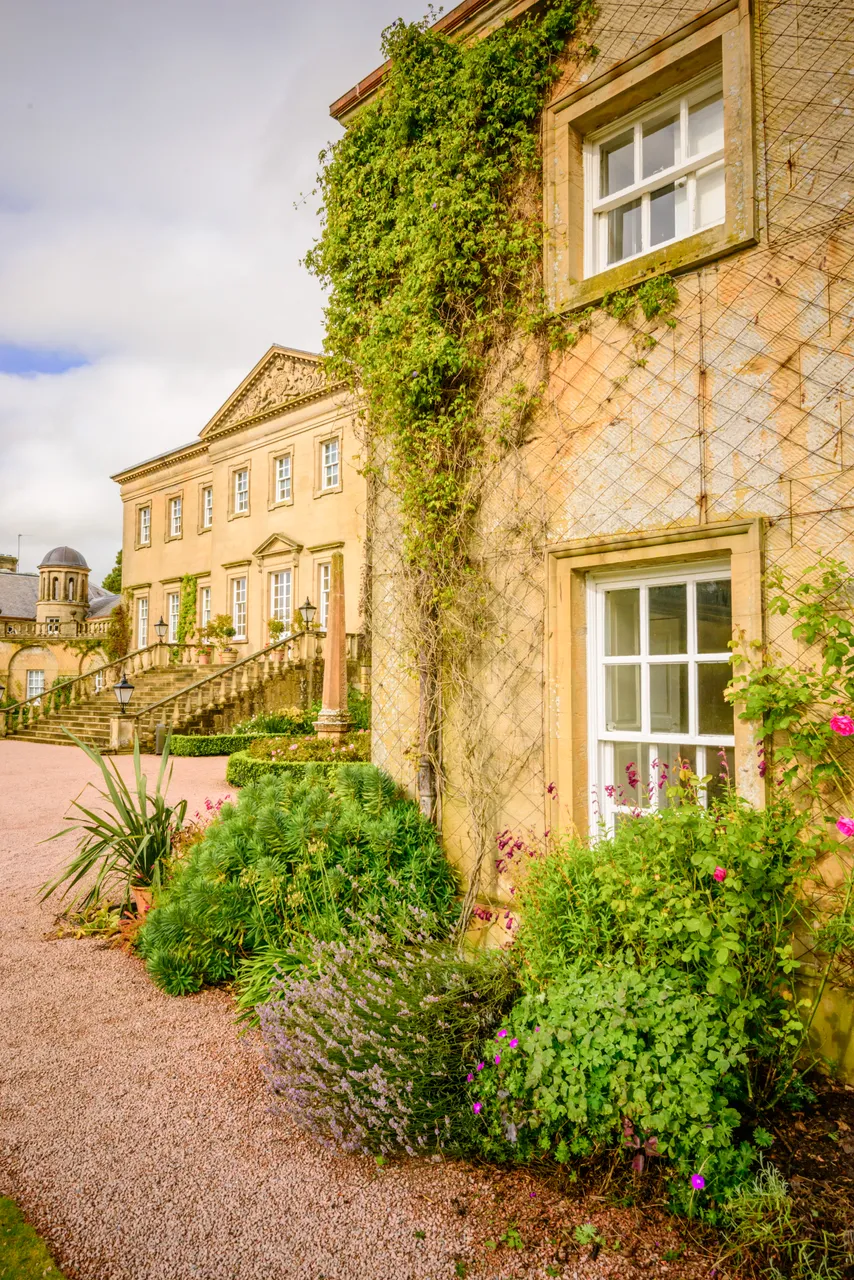 Dumfries House