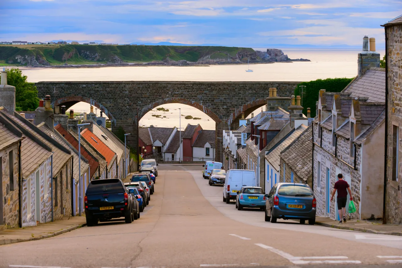 Cullen Bay