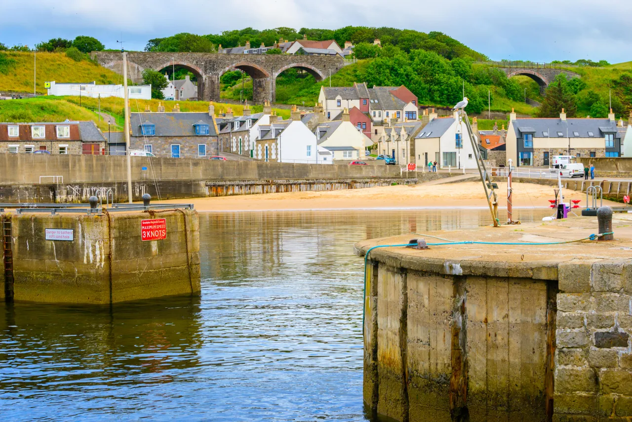Cullen Bay