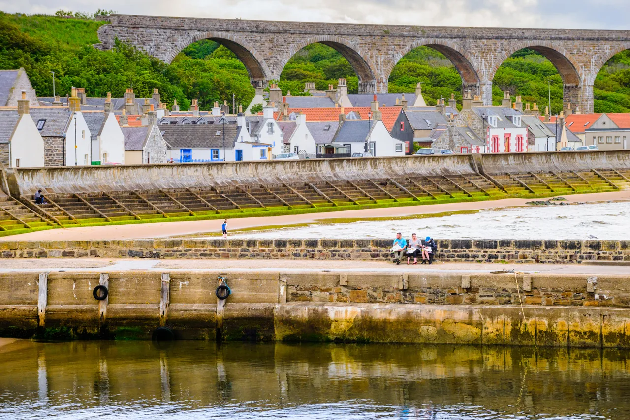 Cullen Bay