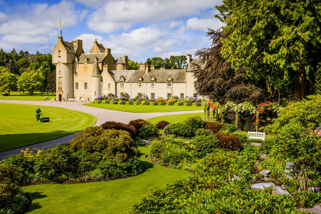 Ballindalloch Castle and Gardens
