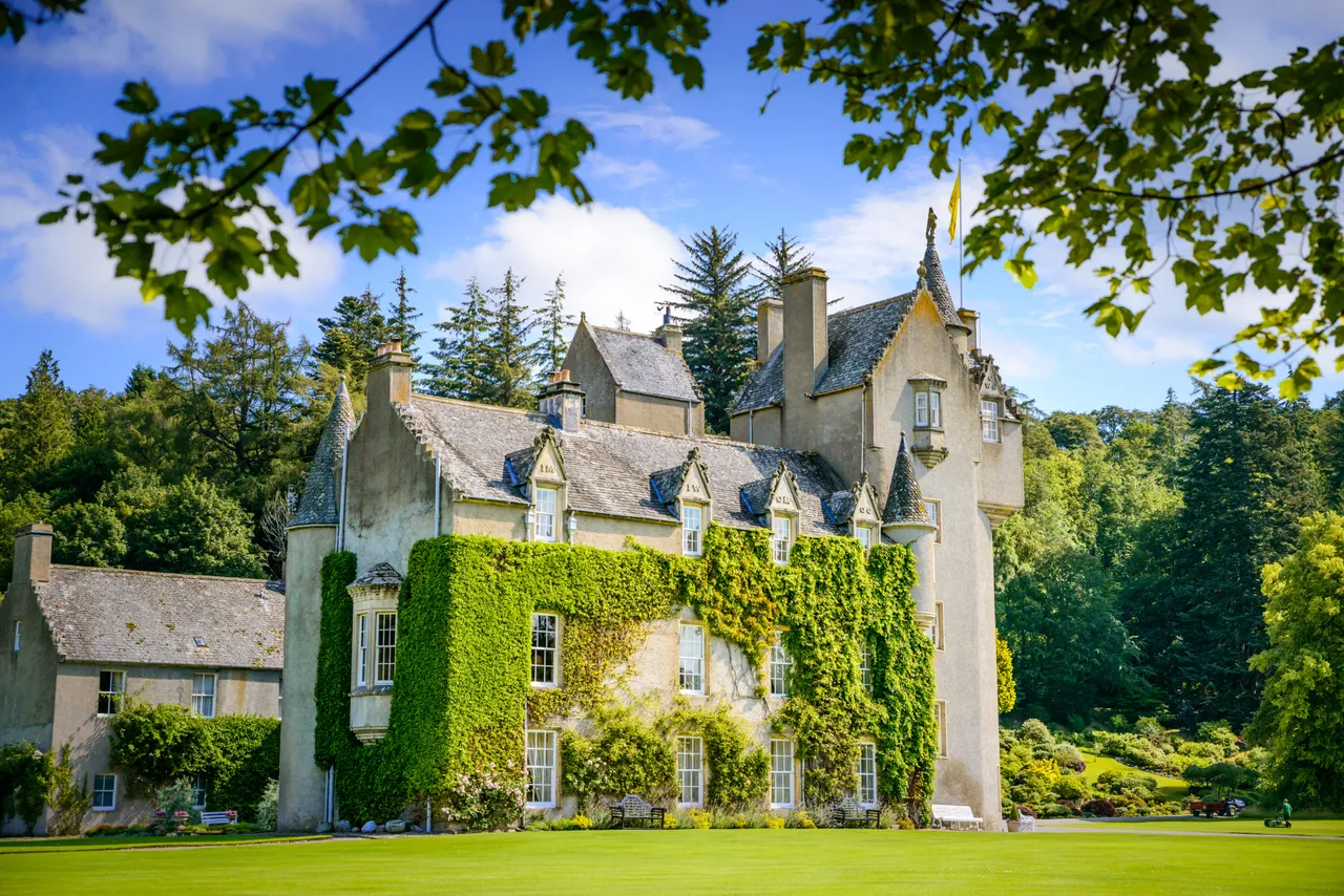 Ballindalloch Castle and Gardens