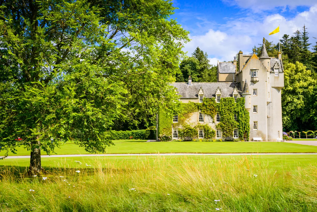 Ballindalloch Castle and Gardens