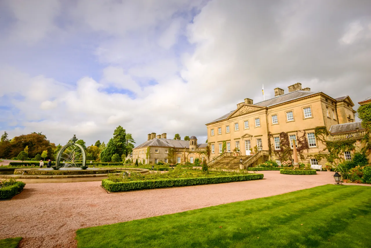 Dumfries House