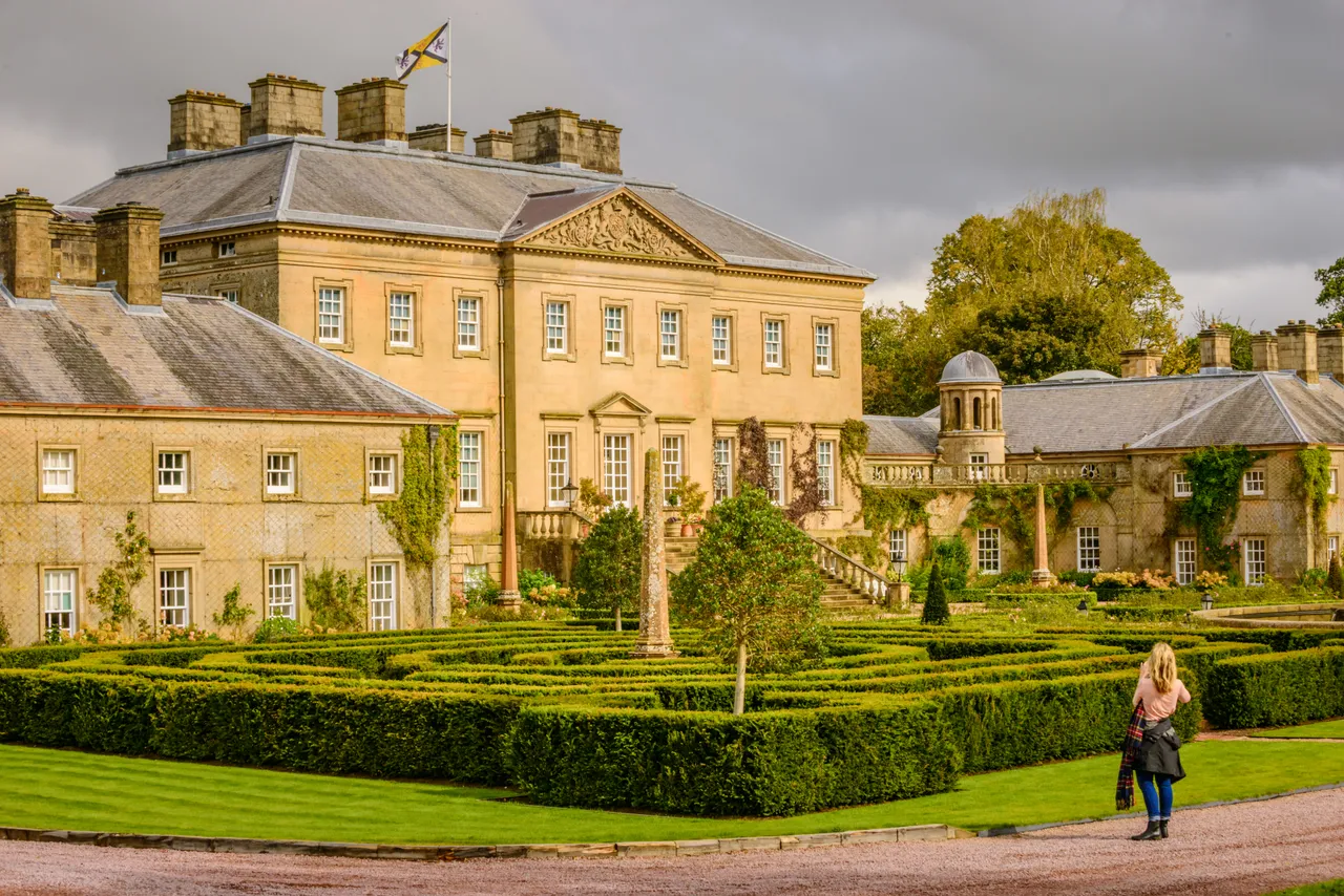 Dumfries House