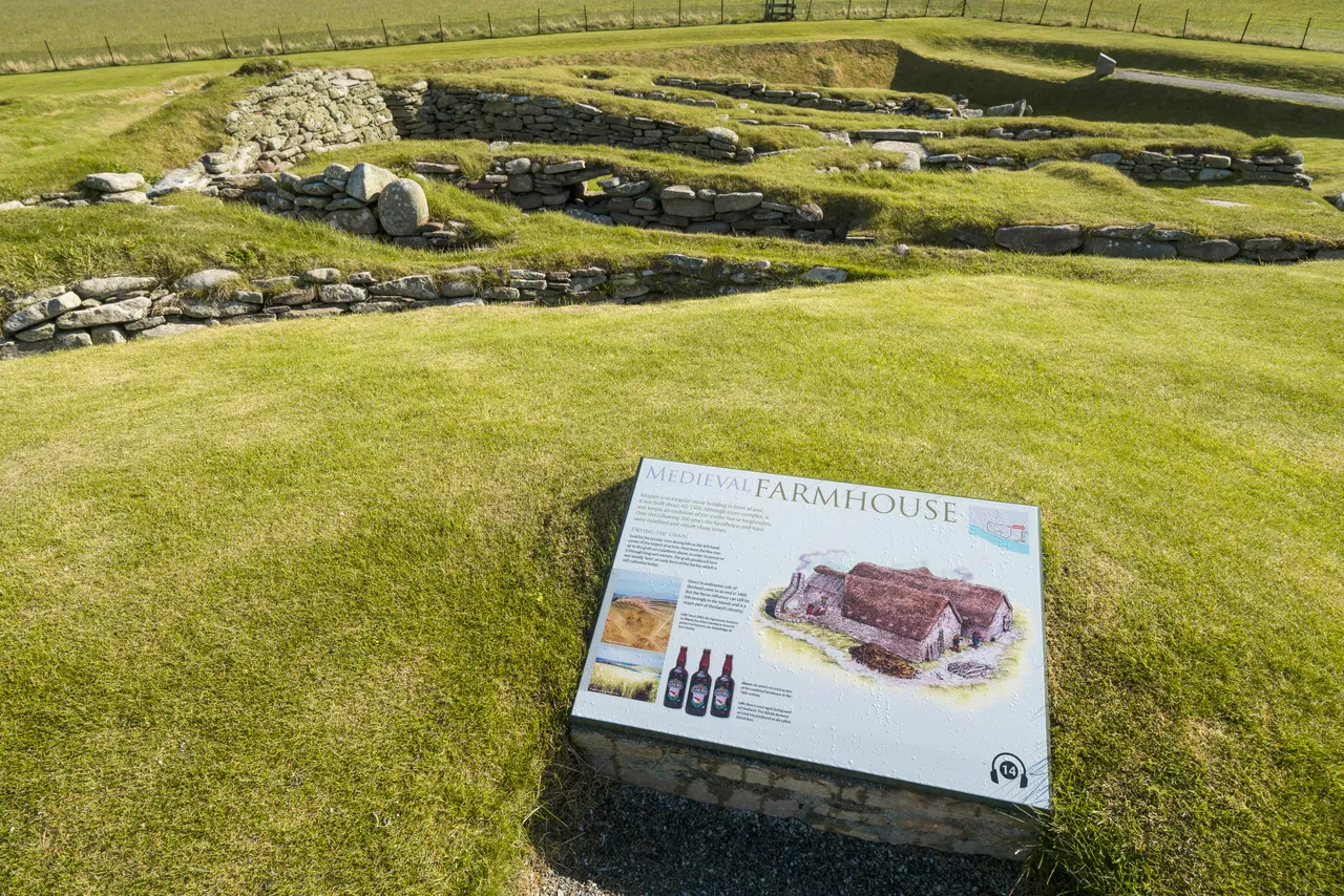 Jarlshof Prehistoric and Norse Settlement