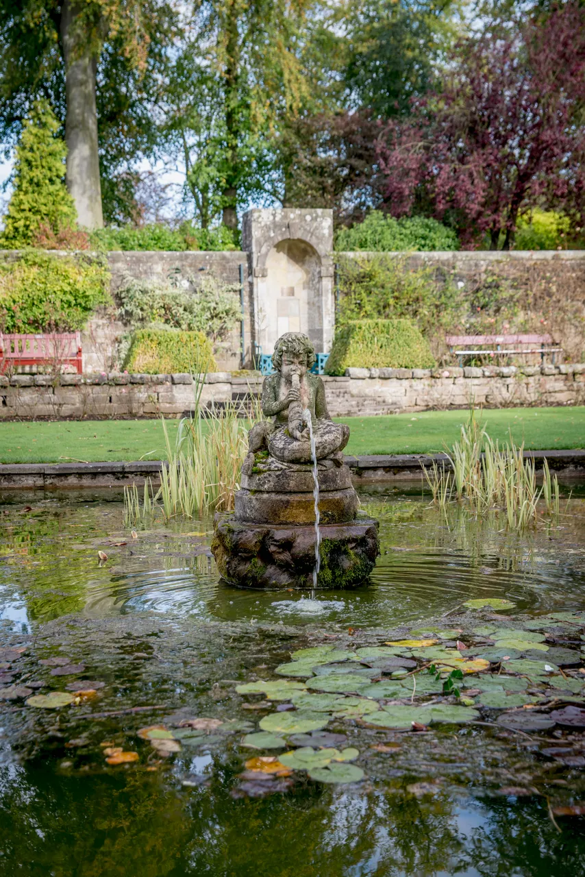 Pittencrieff Park