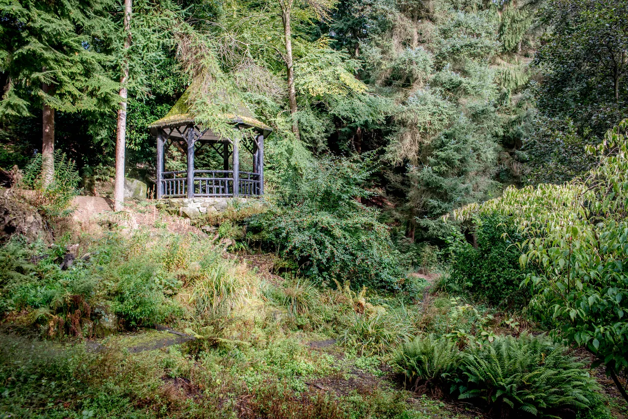 Pittencrieff Park