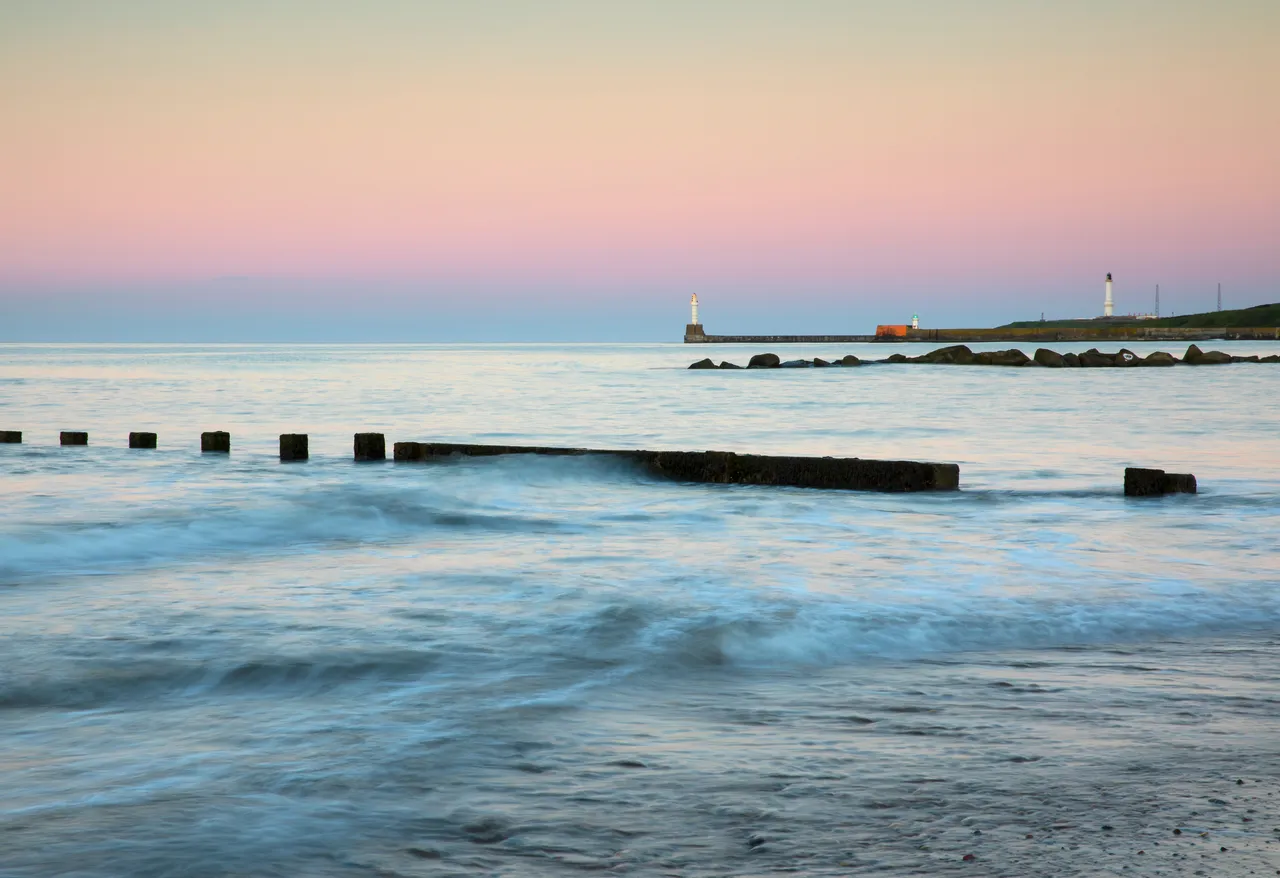 South Breakwater Lighthouse