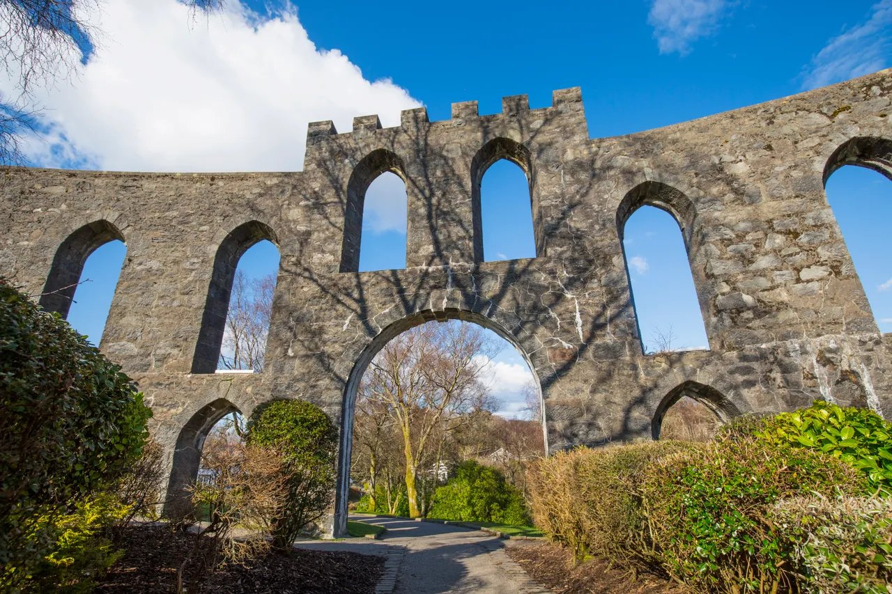 McCaig’s Tower