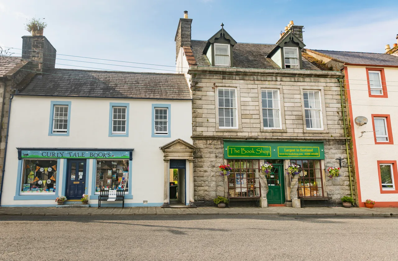 Curly Tale Books