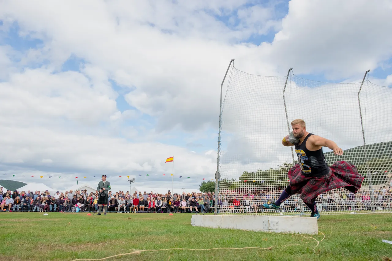 Shot Put (Highland Games)