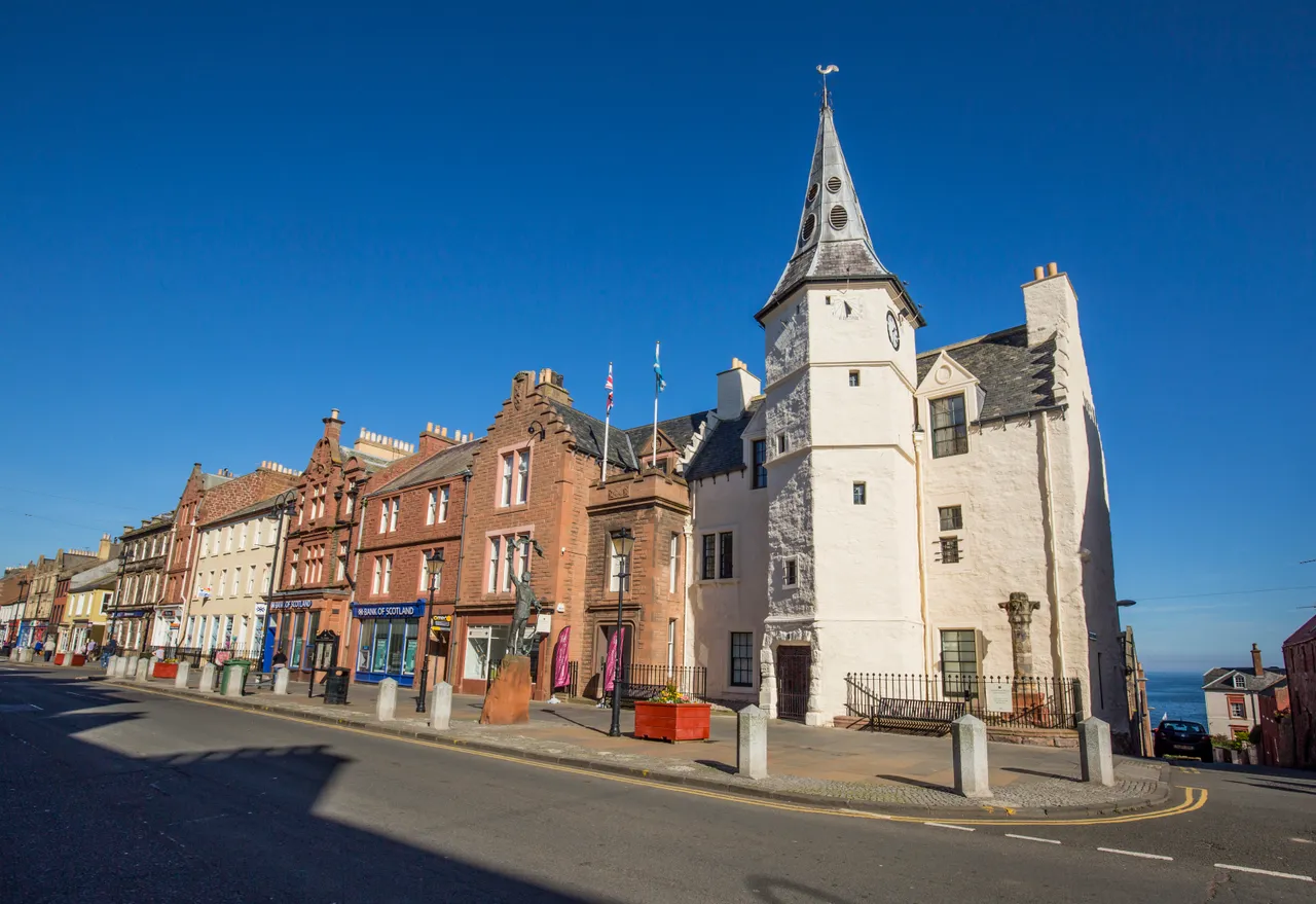 Dunbar Town House
