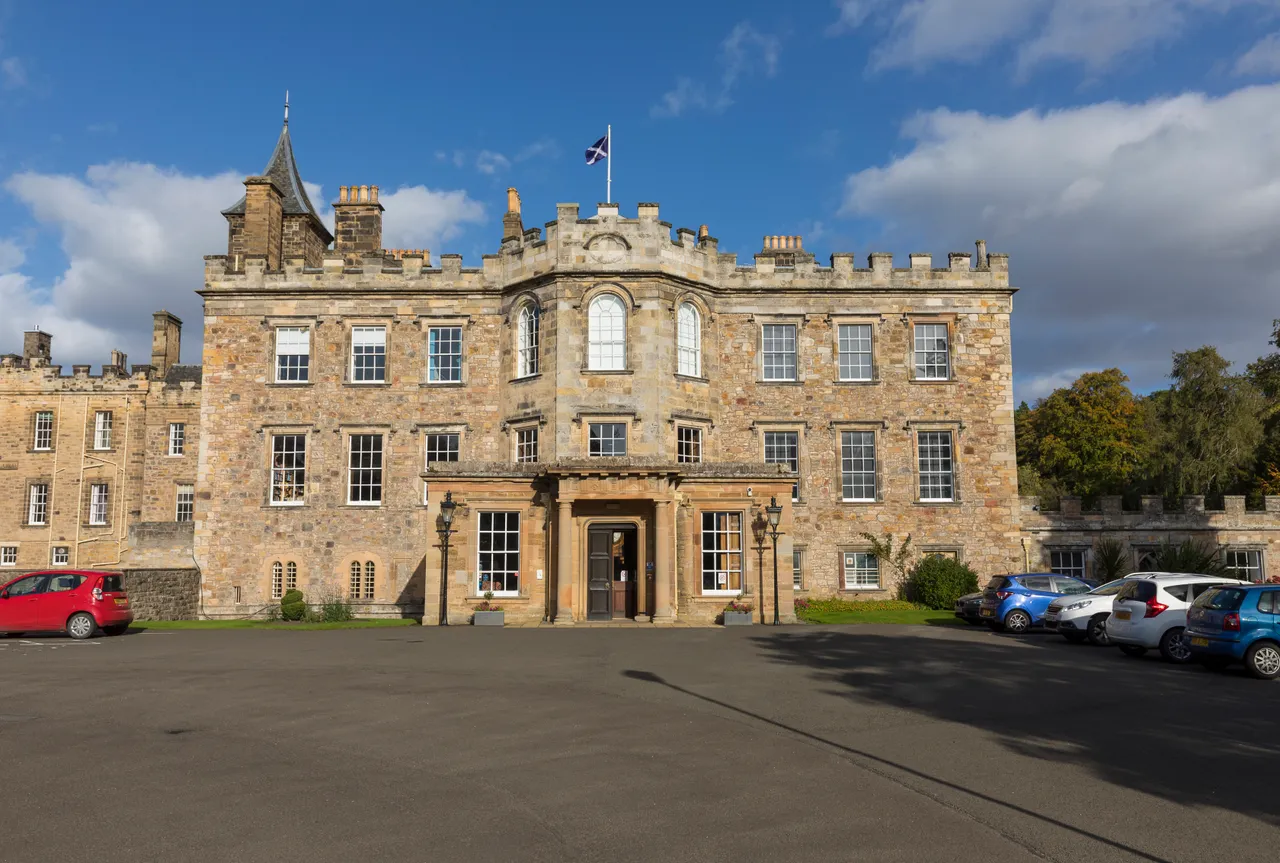 Newbattle Abbey College