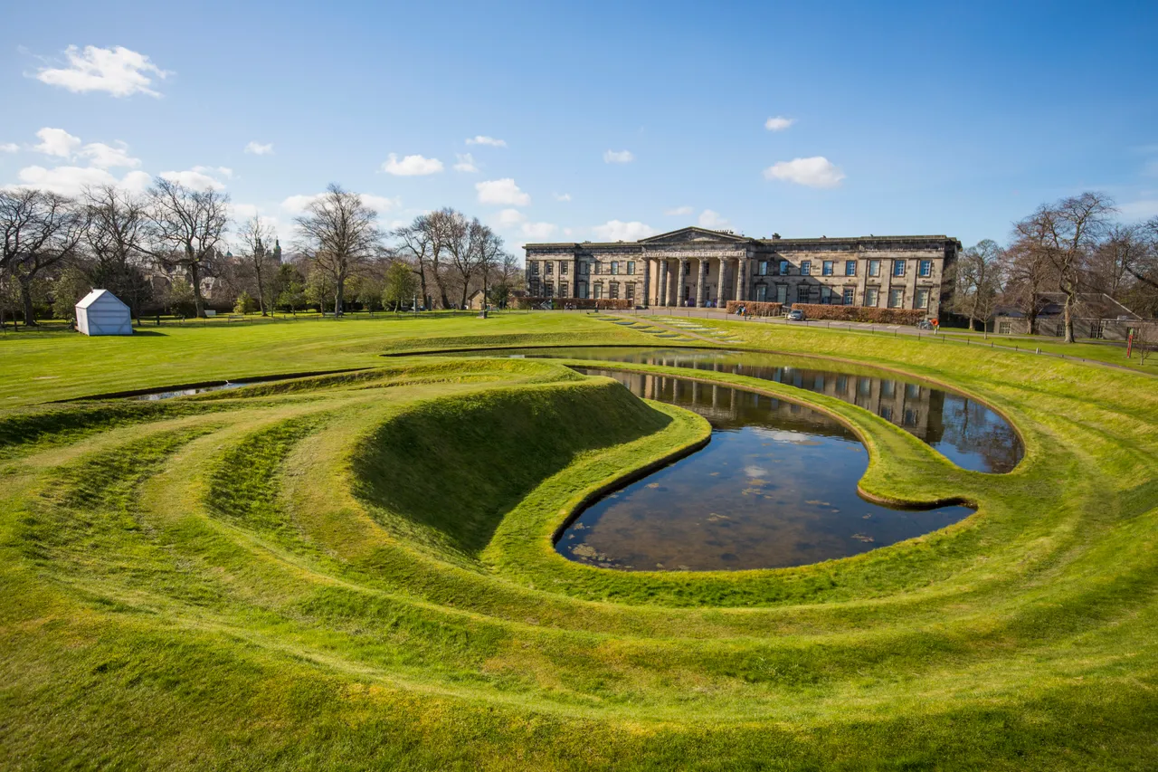 Scottish National Gallery of Modern Art (Modern One)