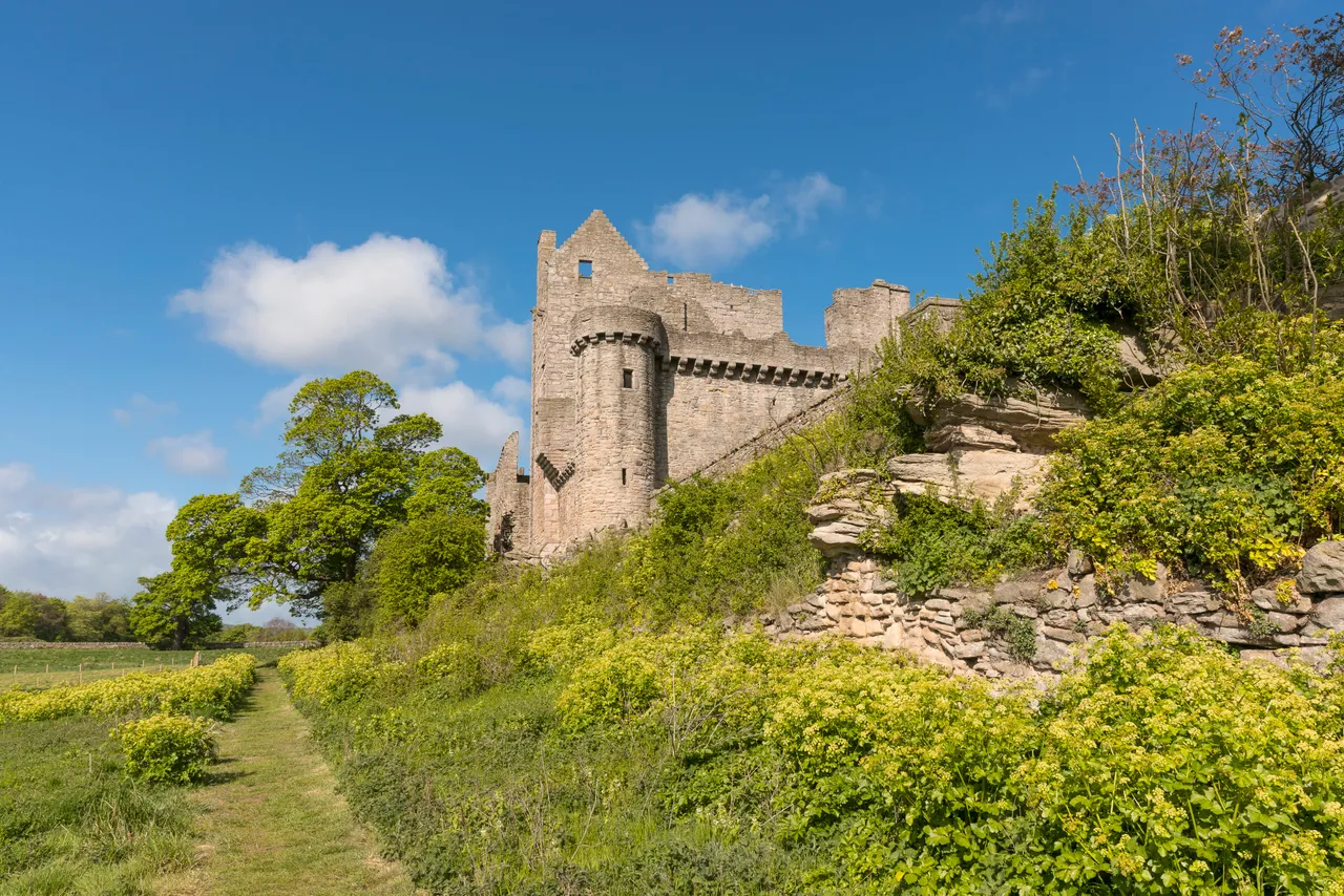 Craigmillar Castle