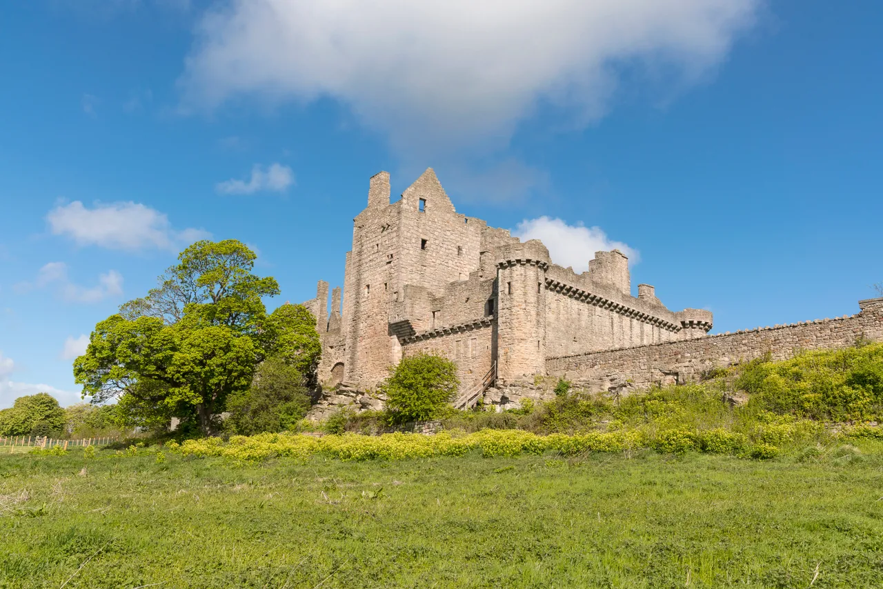 Craigmillar Castle