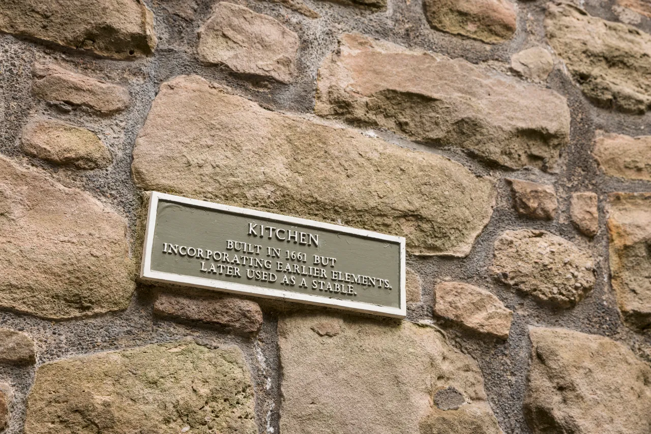 Craigmillar Castle