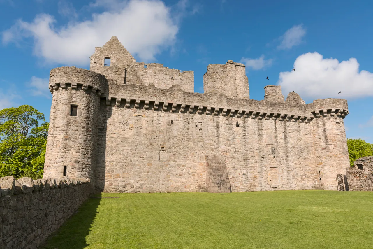 Craigmillar Castle
