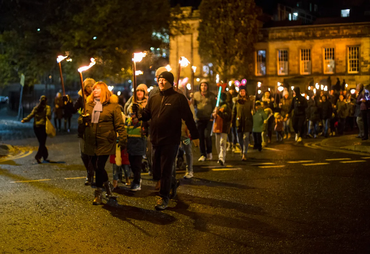 The Dundee Hooley – Torchlight Procession