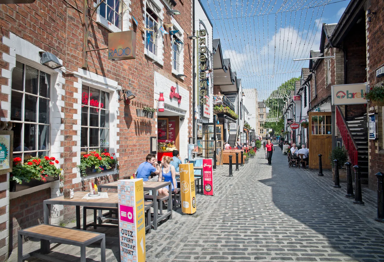 Ashton Lane