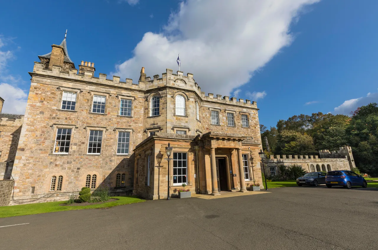 Newbattle Abbey College